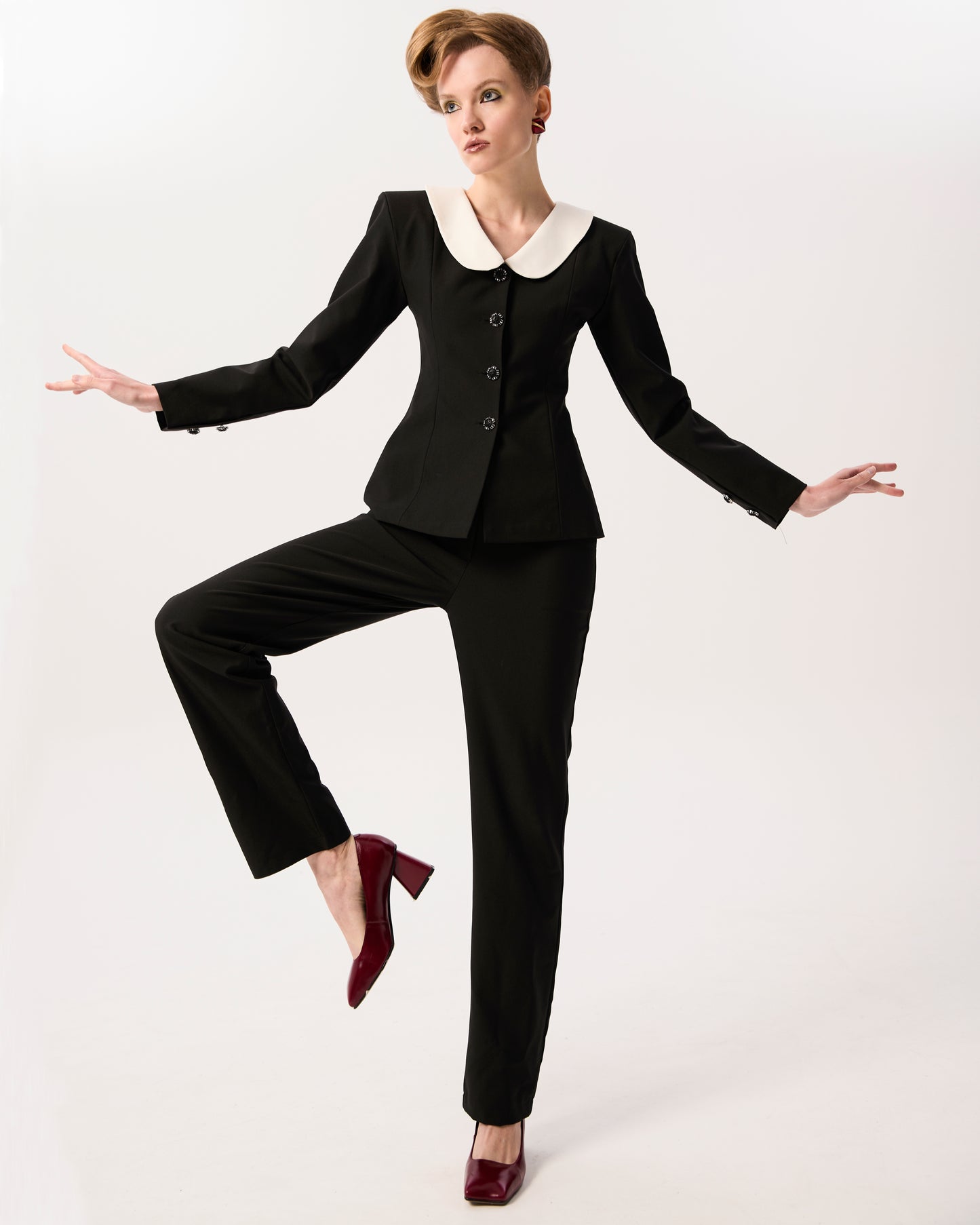 Timeless black set with white collar